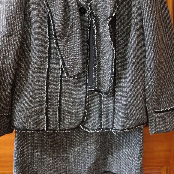 Ellen Tracy Charcoal Black Gray Tweed Skirt Suit 10/12 - Picture 7 of 14